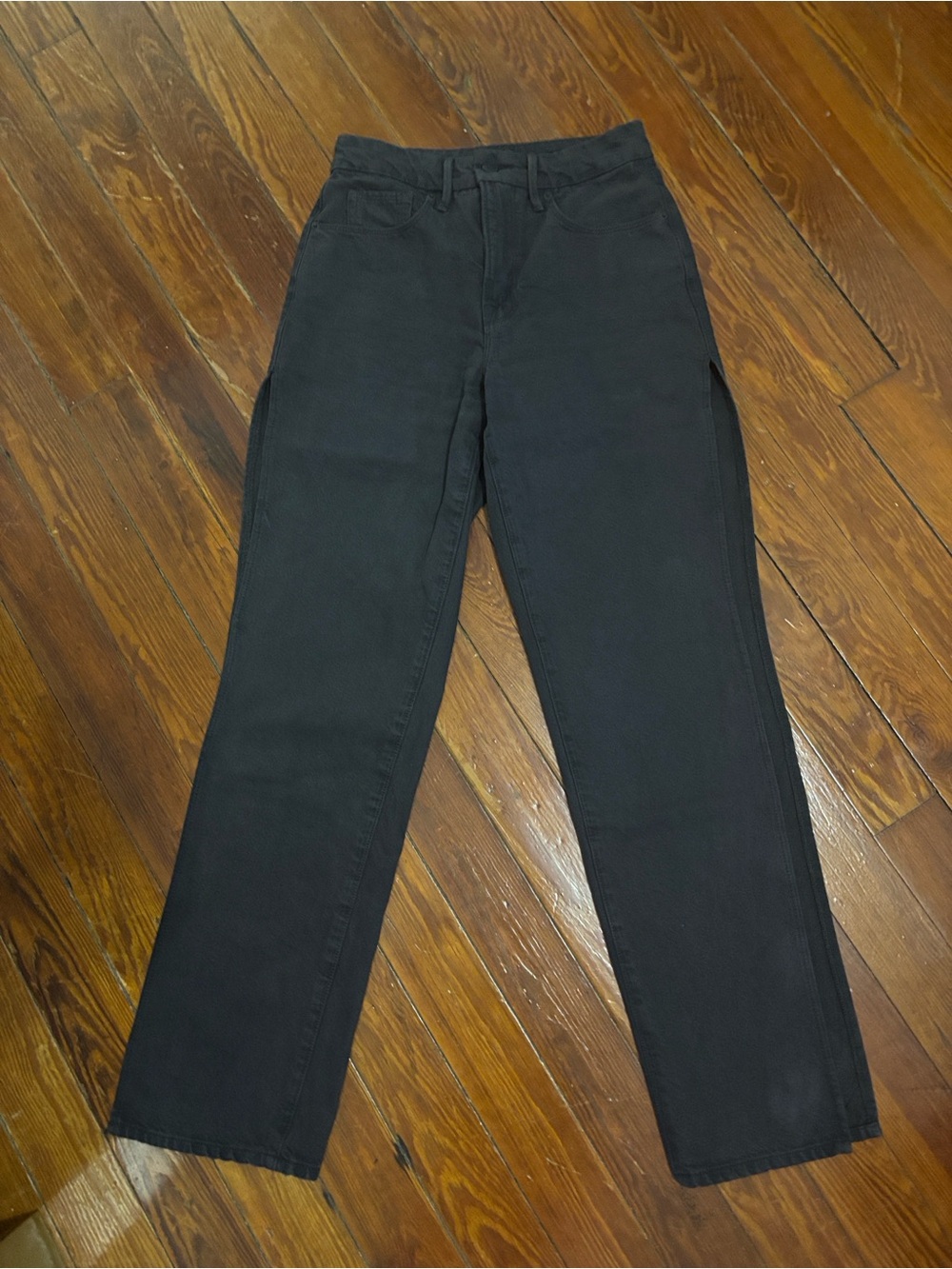 Good American Black Pants with Label Detail